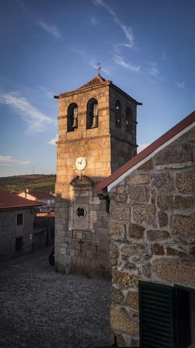 Freixo de Numao Casa Da Pracaヴィラ エクステリア 写真